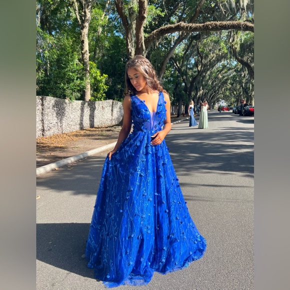 Prom dress - Size 4 - Picture 1 of 2